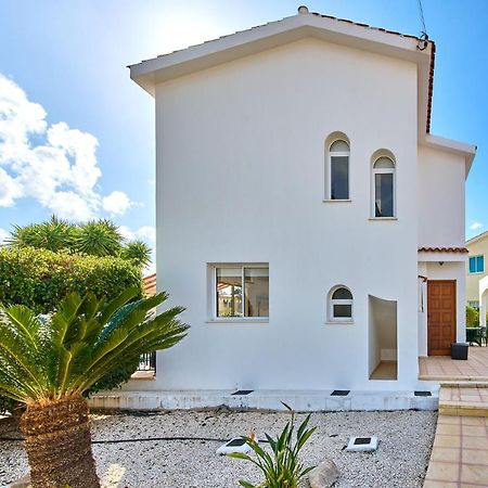 Villa Shiva By Ezoria Villas コーラル・ベイ エクステリア 写真