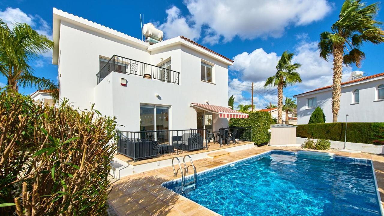 Villa Shiva By Ezoria Villas コーラル・ベイ エクステリア 写真